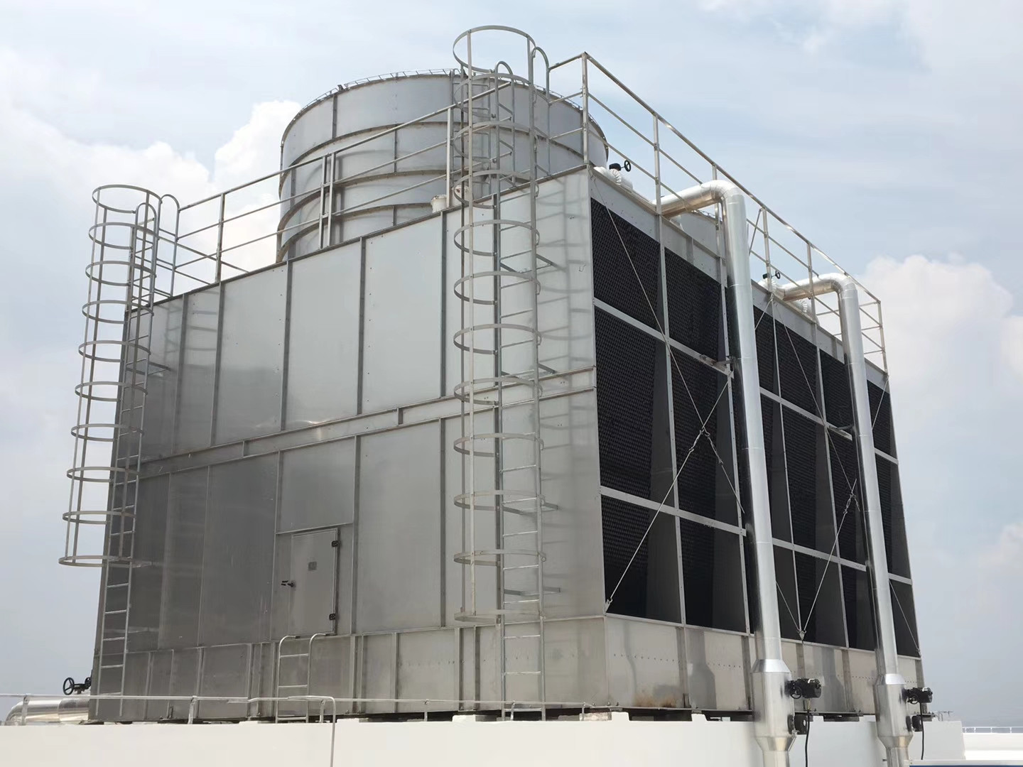 良機(jī)冷卻塔填料的種類及冷卻塔填料特點(diǎn)