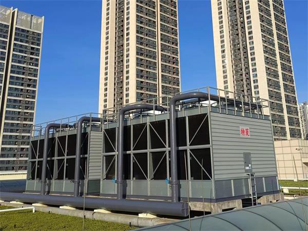辦公樓中央空調(diào)系統(tǒng)冷卻塔維護保養(yǎng)與清洗