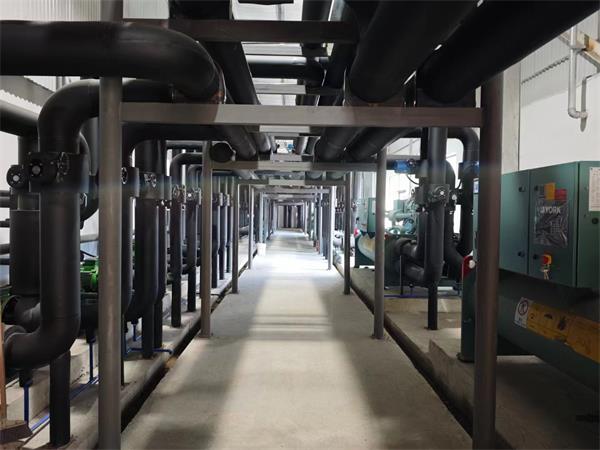 高效空調機房的技術革新，邁向低碳未來